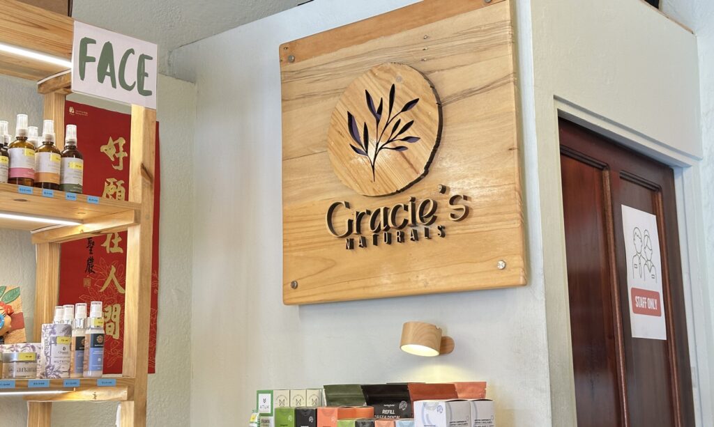 A sign for Gracie's Naturals