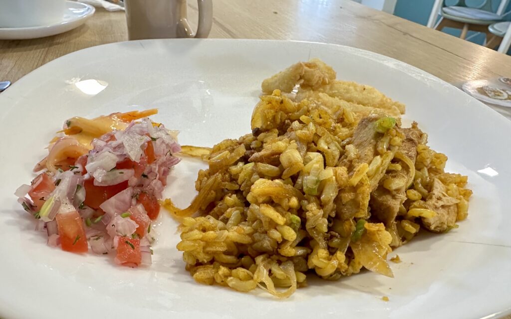 Rice with meat, fish and pico