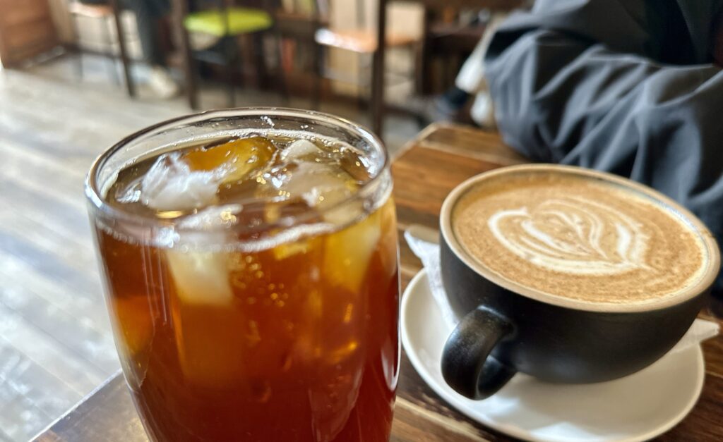 ice coffee and dirty chai latte