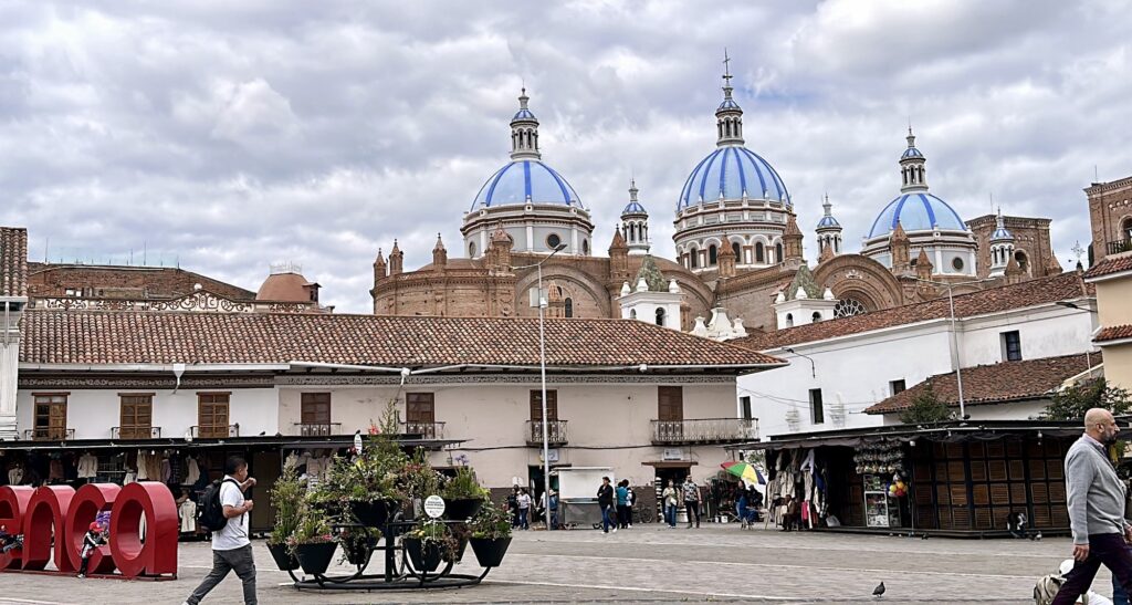 cuenca blue domes
