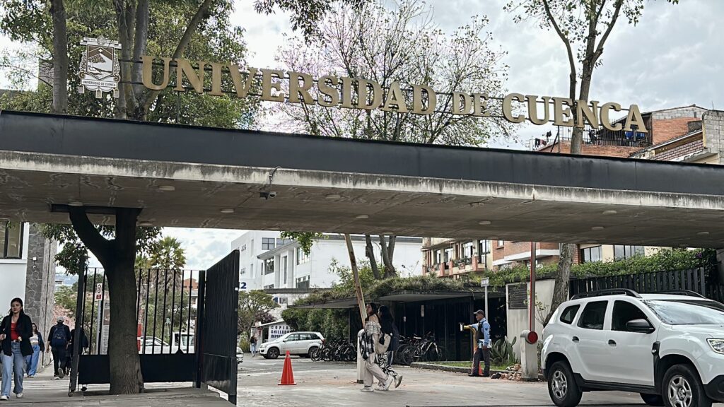 the university of cuenca gate