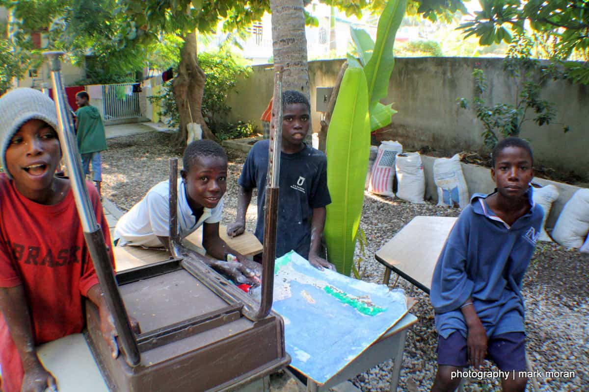 Kids taking a break from painting (Day 8: Sat, 9/19)